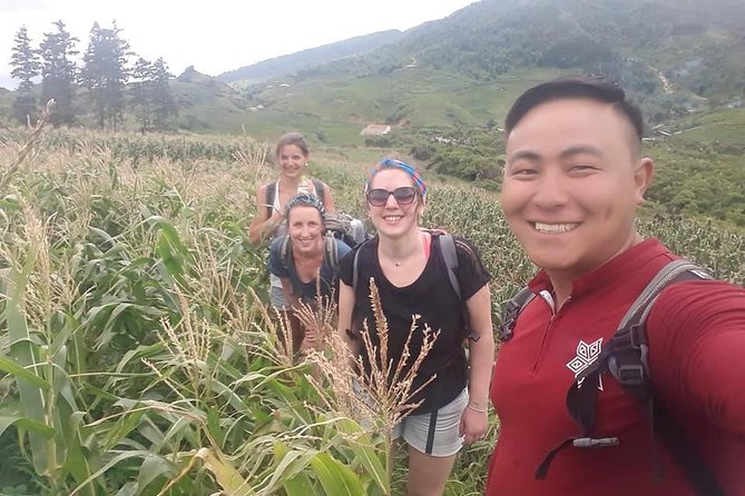1-day Authentik trek & Panorama valley views - Downhill toward Hau Thao Village and the waterfall paths