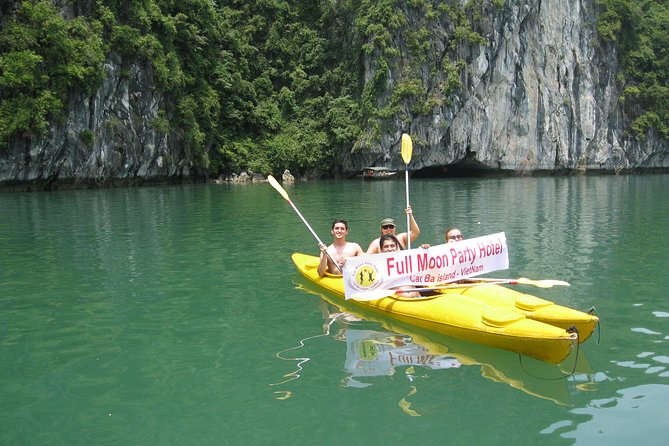 1 Day Boat Tour: HaLong Bay, Lan Ha Bay, Natural Beach and Full Moon Party - Floating fishing village pass-by on the way back