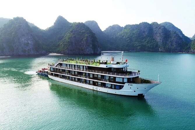 15-Day Vietnam Itinerary All in One | Travel Package 2026-2027 - Trang An Boat Tour and Hoa Lu, Then the Switch to Pu Luong