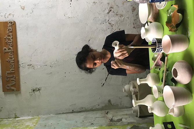 2.5 hours Ceramics Painting Workshop In Hanoi Old Quarter - The Group Size Feel: Learn Fast, Get Help When You Need It