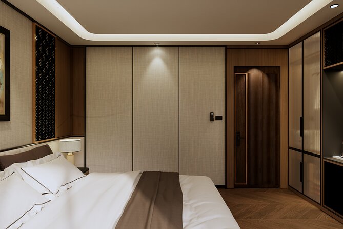 2 Day 1 Night Luxury Azura Cruise through Halong & Lan Ha Bay - Night onboard: squid fishing, karaoke, and a cooking class