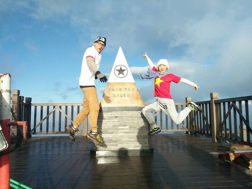 2-Day Fansipan Mountain Trek - Indochina's Highest Peak - Day 2: the 5:00 AM breakfast, then the summit push to 7:30 AM