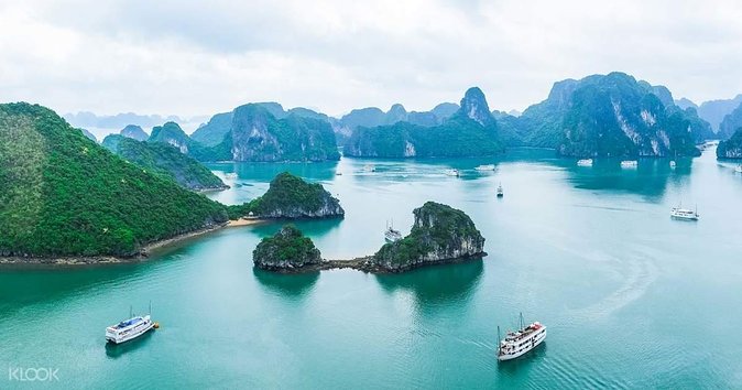 2-day Ha Long Bay Cruise included Transfer, Kayking and Swimming - Cabins, meals, and what you really get for $180