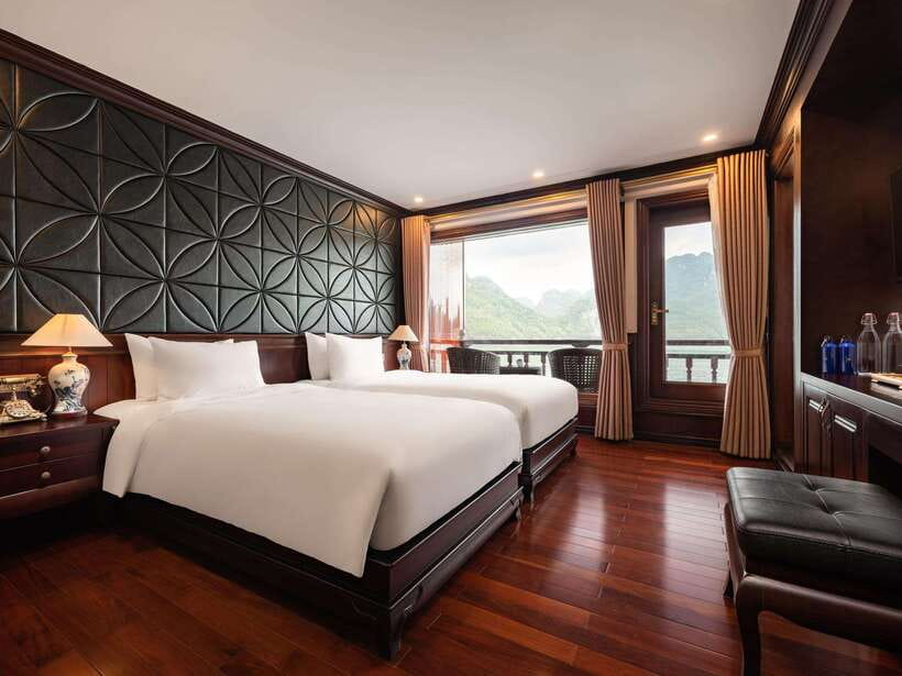 2-Day: Halong Lan Ha Bay 5 Stars Cruises w/Balcony & Bathtub - Sunset Anchoring, Pool Time, and an Evening That Actually Feels Like a Vacation