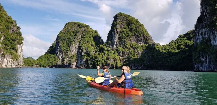 2-Day: Hanoi - Ninh Binh - Halong Bay Luxury Cruise - The Sunset Party on the Boat: Red Wine, Fruits, and a Softer Pace