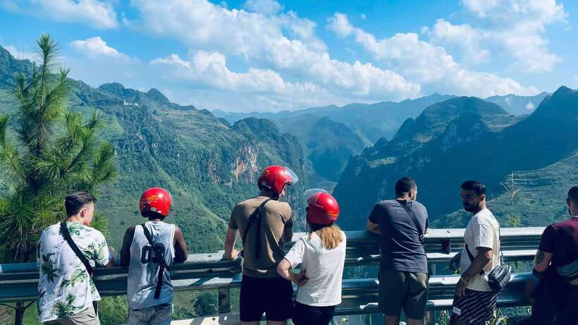 2-day Motorbike Ha Giang Loop Luxury Tour With Easy Rider - Day 1: Bac Son Pass, Quan Ba Heaven Gate, and the first wave of views