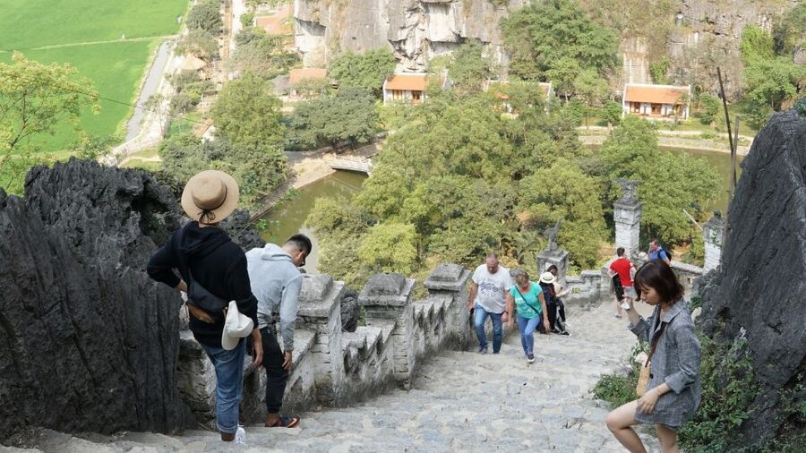 2 Day Ninh Binh: Hoa Lu/Bai Dinh- Trang An/Tam Coc- Mua Cave - Cycling to a Local Market: The Part You Cannot Google