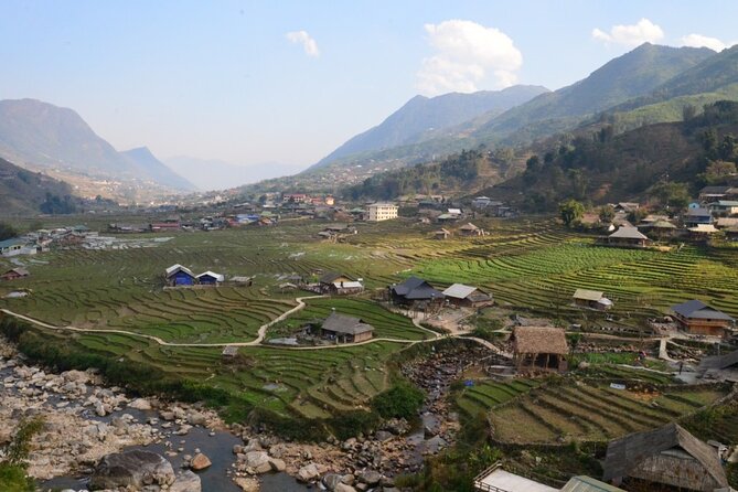 2-Day Sapa Guided Tour Slipping in Homestay From Hanoi - Day 1 villages: Sin Chai, Y Linh Ho, and arriving in Lao Chai for dinner