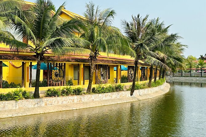 2 Days 1 Night Luxury Ninh Binh Private Tour from Hanoi - Day 1: Northern lunch, Thung Nham birds, Mua Cave lighting
