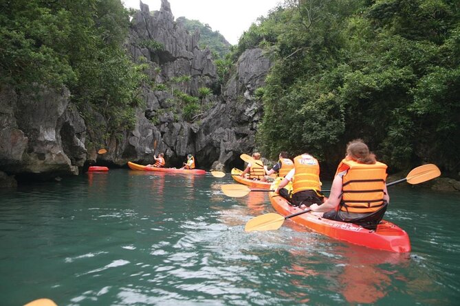 2 Days 1 Night Overnight on Cruise in Halong Bay - Surprising Cave: what you are signing up for mid-morning