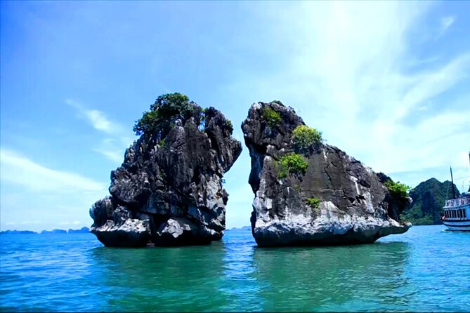 2 Days 1 Night Overnight on Cruise in Halong Bay - Hanoi pickup and the travel time reality