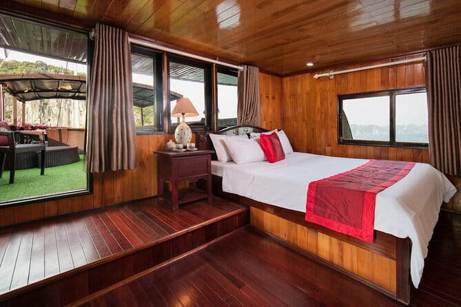 2 Days 1 Night Visit Lan Ha Bay - Classic 3 cabins cruise - Farewell lunch and return: getting back to Cat Ba without extra hassle