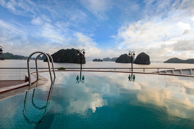 2-Days Aspira Cruise Tour around Hanoi- Halong- Lan Ha Bay - Day 2 at 6:15: Tai chi, sunrise views, and a choice of where to watch