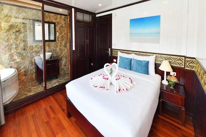 2 Days Halong Bay - Halong Sapphire Cruise - Food and Comfort: What’s Included and Why It Matters