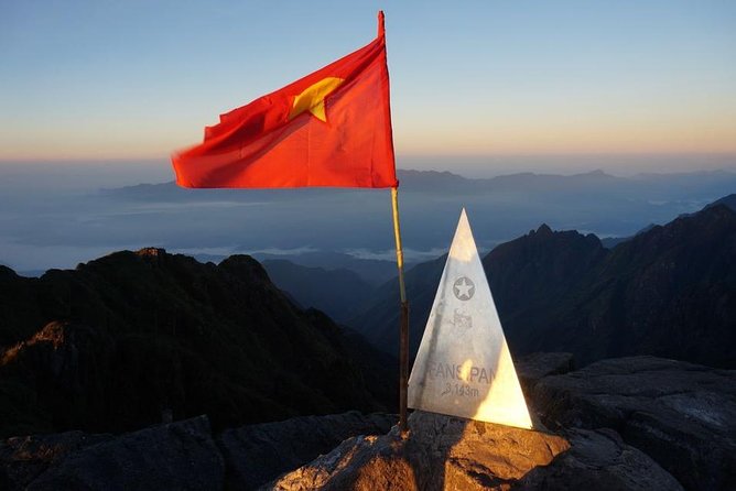 2-Night Sapa Tour with Fansipan Peak by Bus from Hanoi - Sapa town on your own terms, daylight and night
