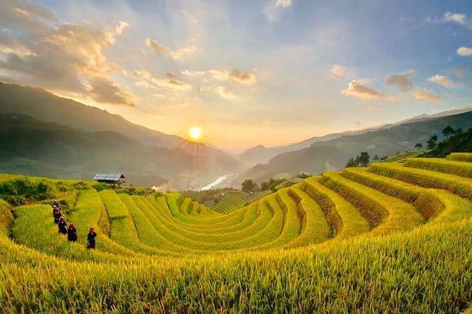 3 Day 2 Night Trek - Homestays, Meals, and Rice-Wine Evenings (The Real Reason People Remember This)