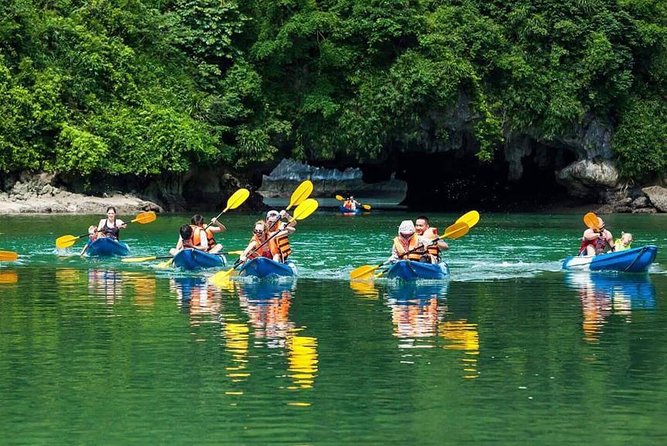 3-Day Cruise on Ha Long Bay with Kayaking, Swimming, Cooking Class,... - Hanoi pickup and the 8:00 am start you should respect