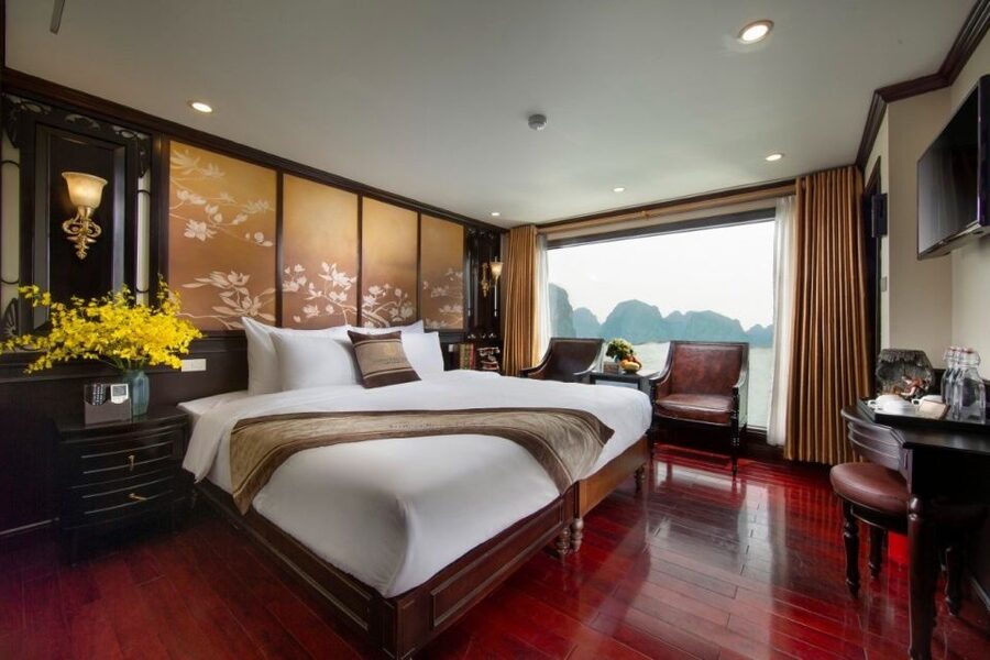 3 Day Hanoi - Ninh Binh - Halong Bay 5 Star Cruise & Balcony - Who this tour suits best, and who should think twice