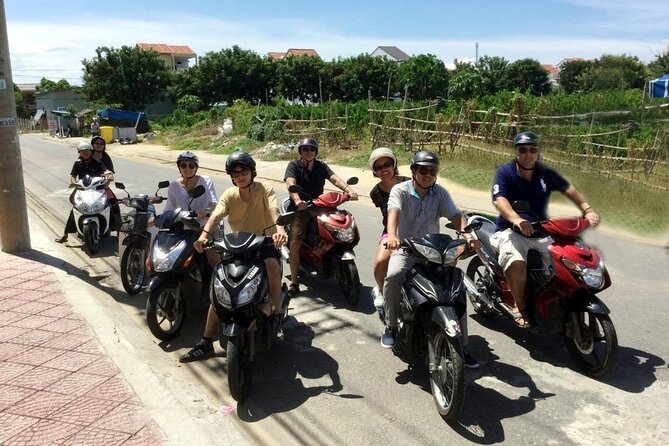 3 Hours Hoi An Countryside Motorbike Tour - Stop 1: Trà Quế Vegetable Village, where the gardens feed local life