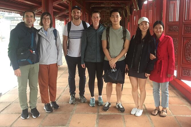3-Hours Hue Imperial Walking Tour with Guide with Lunch/ Dinner - Why a guided walk through Hue Imperial City saves you time