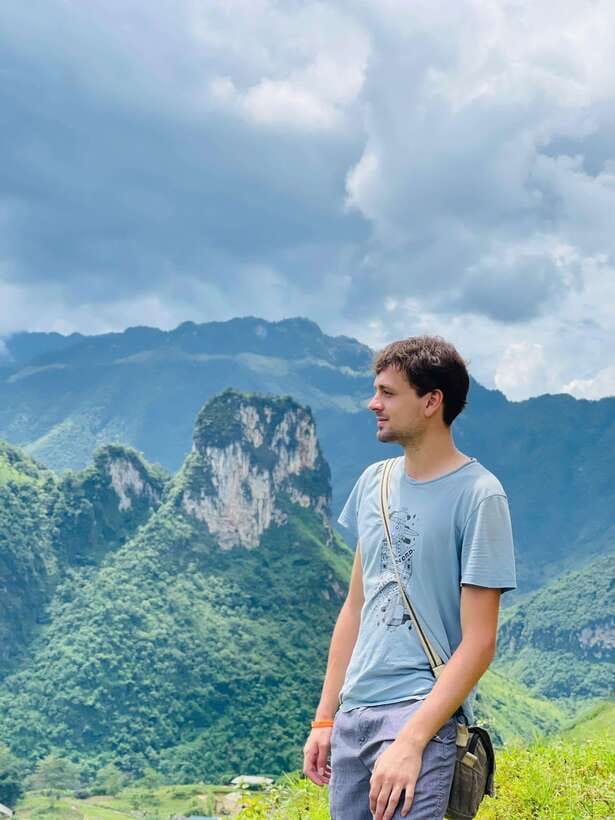 4-day Motorbike Ha Giang Loop Luxury Tour With Easy Rider - Day 1: Bac Sum Pass, Quan Ba Sky Gate, Can Ty, and Dong Van