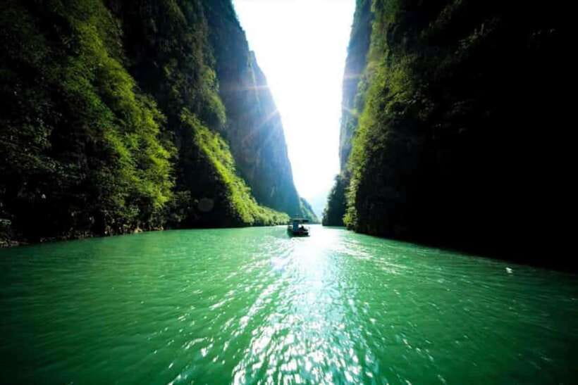 4-day Motorbike Ha Giang Loop Luxury Tour With Easy Rider - Hotels and Homestays: Private Rooms, Basic Amenities, and Cold Nights