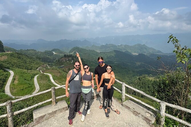 4 Days Ha Giang Loop Motorbike Adventure with Bro Easy Rider - Day 1: Lila Hostel to Yen Minh via Bac Sum, Khau Lan, and Son Tung Cave