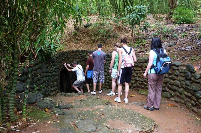5-Day Best of Southern Vietnam: Cu Chi Tunnels & Mekong Delta - Saigon Start with a River Dinner Cruise That Sets the Tone