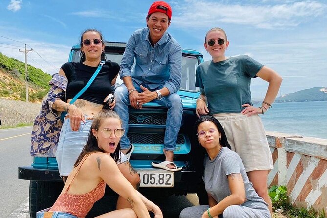 5-Hour Sunrise or Sunset Jeep Tour from Mui Ne Beach Town - Group size and guide style: why Tom gets mentioned a lot