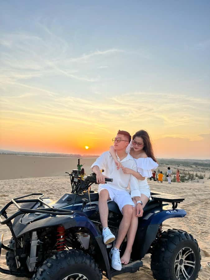 5-hour Sunrise or Sunset Jeep Tour from Mui Ne Beach Town - Ocean viewpoint and Jeep photo session: where the tour “ties it together”