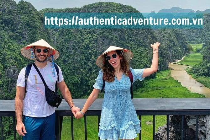 7 Days Explore Vietnam Trip - Cam Thanh village and Hoi An ancient town: basket boats, Japanese Covered Bridge, and lantern-night show time