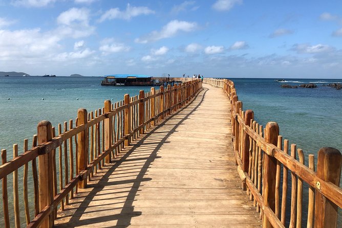 A private tour with Cable car & Boat trip to An Thoi islands - Finger Nail Island: lunch, beach time, and your drone video memory