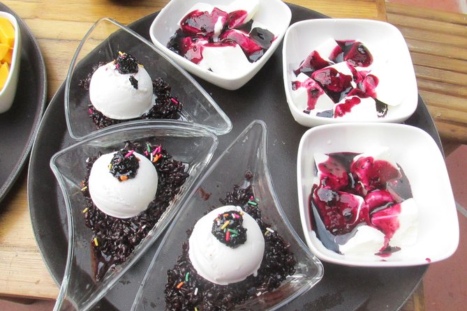 A Taste of Vietnam - Your 4-hour route: 5 food stops you can plan around