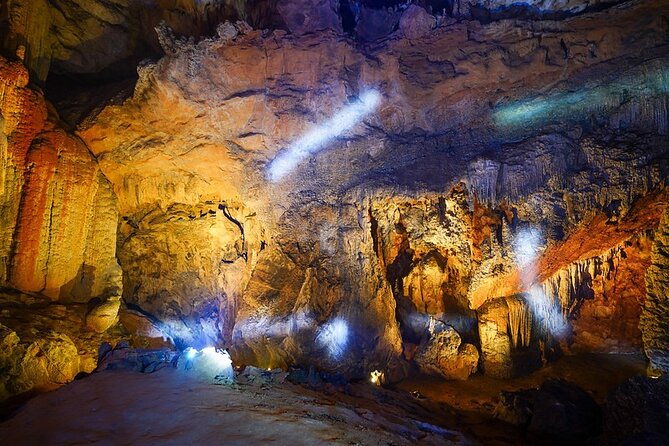 Adventure Tour to Ban Gioc Waterfall - Ba Be Lake 3 days 2 nights - Day 2: Border belt to Ban Gioc, then snake pass to Ba Be