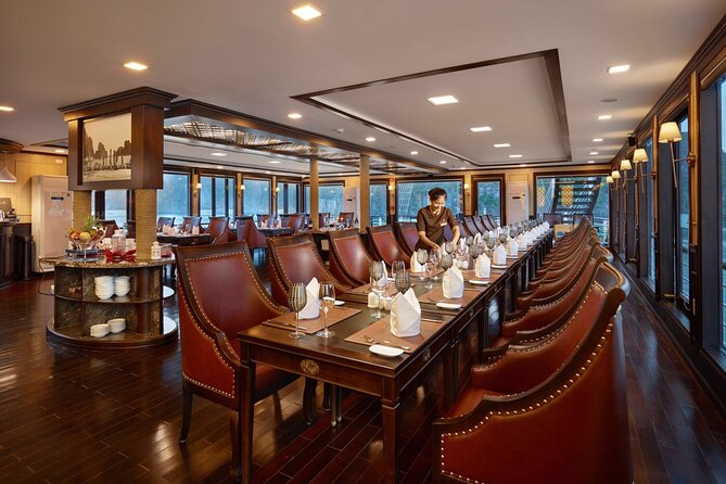 All-Inclusive 3 Day/2 Night Halong Luxury Cruise Meals, Cave, Kayaking, Swimming - Day 2: Fishing village, maze cave, and Viet Hai cycling