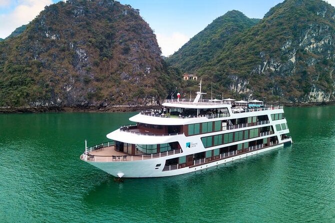 All-Inclusive 3 Day/2 Night Halong Luxury Cruise Meals, Cave, Kayaking, Swimming - Day 3: Sunrise cave routes and kayaking Luon Cave