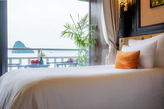 All-inclusive in Lan Ha Bay for 2Days 1 Night with many options - Hanoi pickup, meeting point, and the Day 1 timing reality check