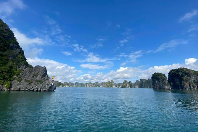 Amazing day - Boat trip discover real Ha Long Bay and Lan Ha Bay - Getting to the pier: the Cat Ba day starts early, but it flows