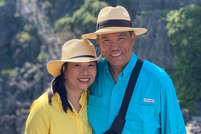Amazing Ninh Binh Day Tour: Mua Cave - Tam Coc - Hoa Lu - Lunch and the included comforts that keep the day moving