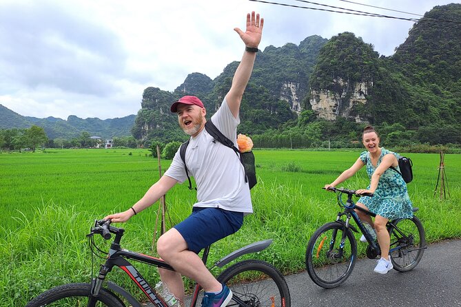 Amazing Ninh Binh Day Tour: Mua Cave - Tam Coc - Hoa Lu - Mua Cave and Ngoa Long Mountain: the hike that earns the view