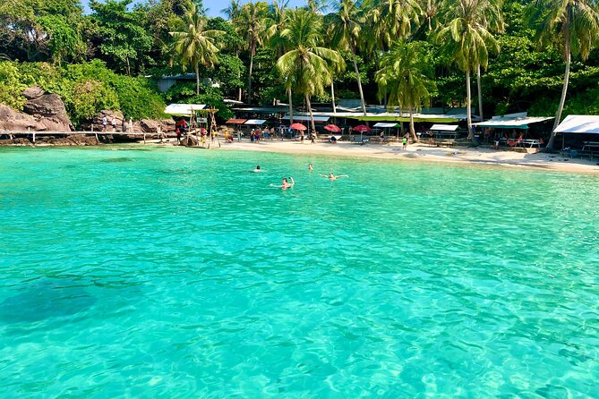 Amazing private snorkeling tour in An Thoi islands by speed boat - May Rut Island: a break that’s more about comfort than just snorkeling