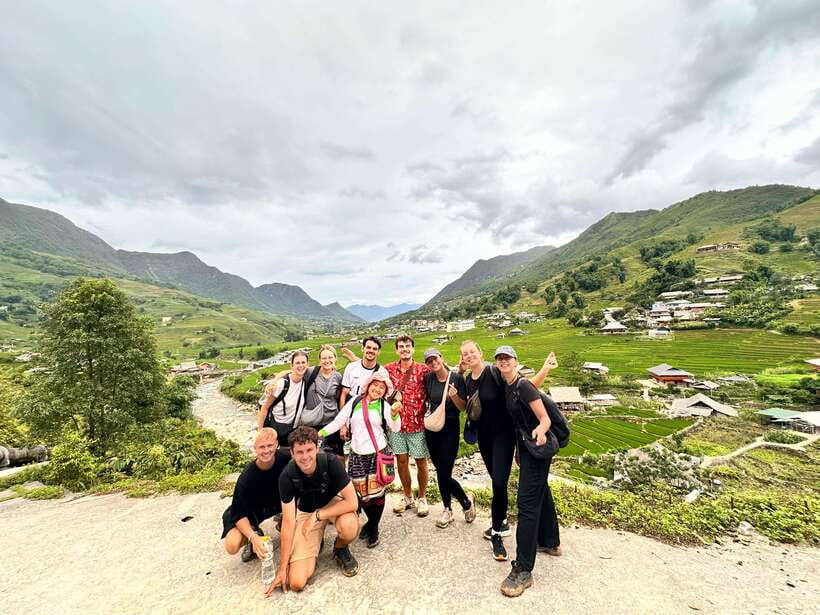 AUTHENIC 2D1N Trek & Bungalow Retreat with Dinh Hmong Family - Day 2: Bamboo forest, Giang Ta Chai waterfall, and Red Dao village lunch