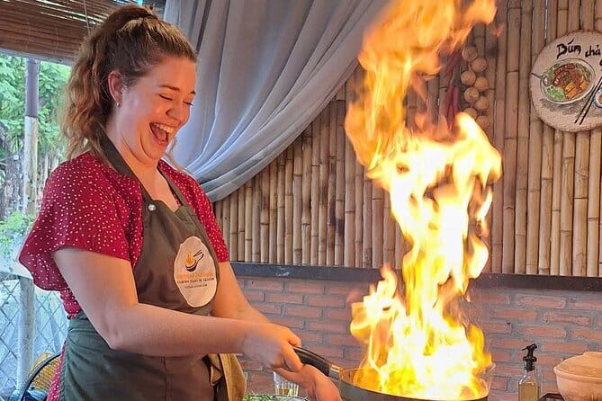 Authentic Vietnamese Cooking Class with Market Visit in HCMc - Group Size and Personal Attention