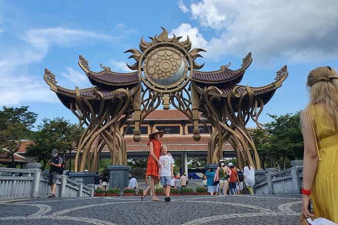 Ba Na Hills and Golden Bridge Private Tour - Buddha Statue and Flower Garden Stops That Add Quiet Time