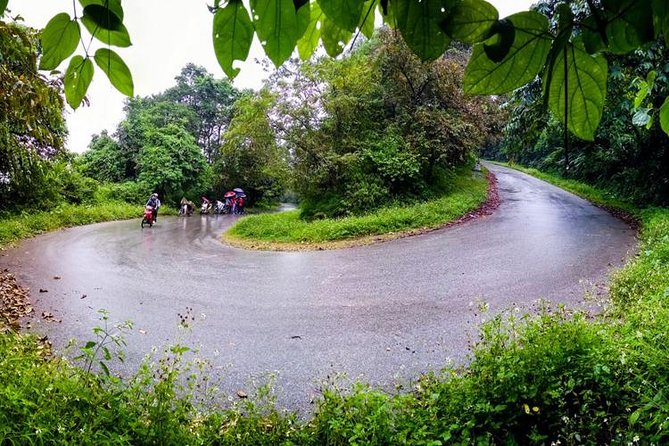 Ba Vi National Park Private Tour: Sightseeings & Jungle Hikking - Thuong Temple and lunch in the mountain food zone