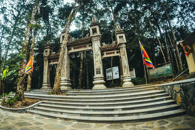 Ba Vi National Park Private Tour: Sightseeings & Jungle Hikking - Ngoc Hoa cave and jungle hiking: how much trekking is involved