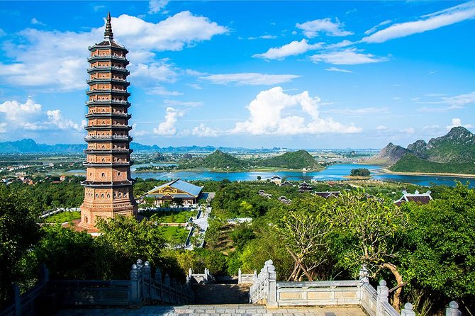 Bai Dinh Pagoda - Trang An boat trip - Mua cave mountain day tour: best selling - What I’d pack for Bai Dinh and Trang An (so you’re not uncomfortable)