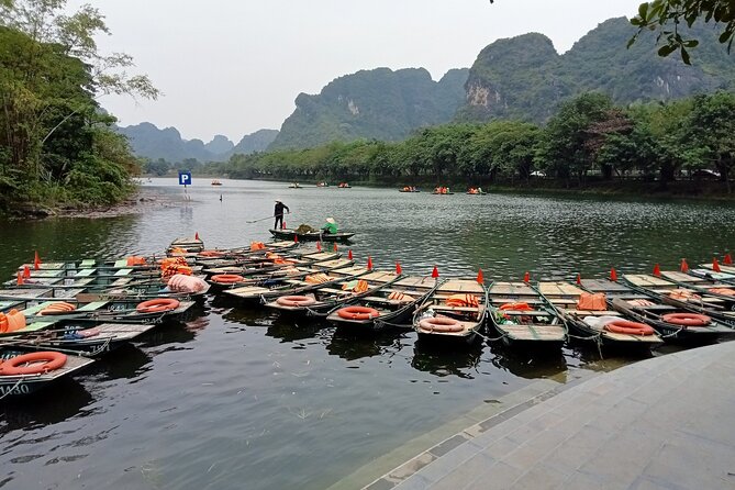 Bai Dinh, Trang An and Mua Cave Day Trip from Hanoi - Lunch, pacing, and timing: where the comfort level is won