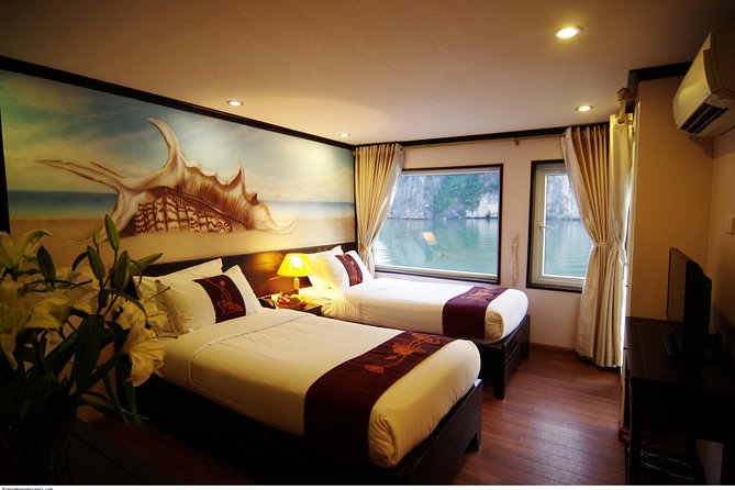 Bai Tu Long bay Luxury Cruise 2D/1N: Less touristy places, Kayaking, full meals - Onboard comfort and meals: value that feels practical