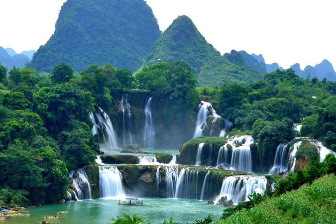 Ban Gioc Waterfall 3 Days 2 Nights From Hanoi - Entering the Ban Gioc and border-country vibe